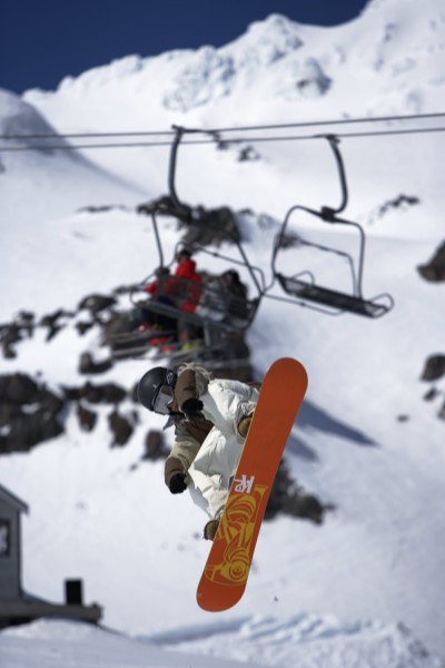 snowboarding & skiing